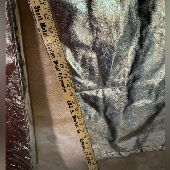 Silver Metallic Pants - Picture 7 of 9